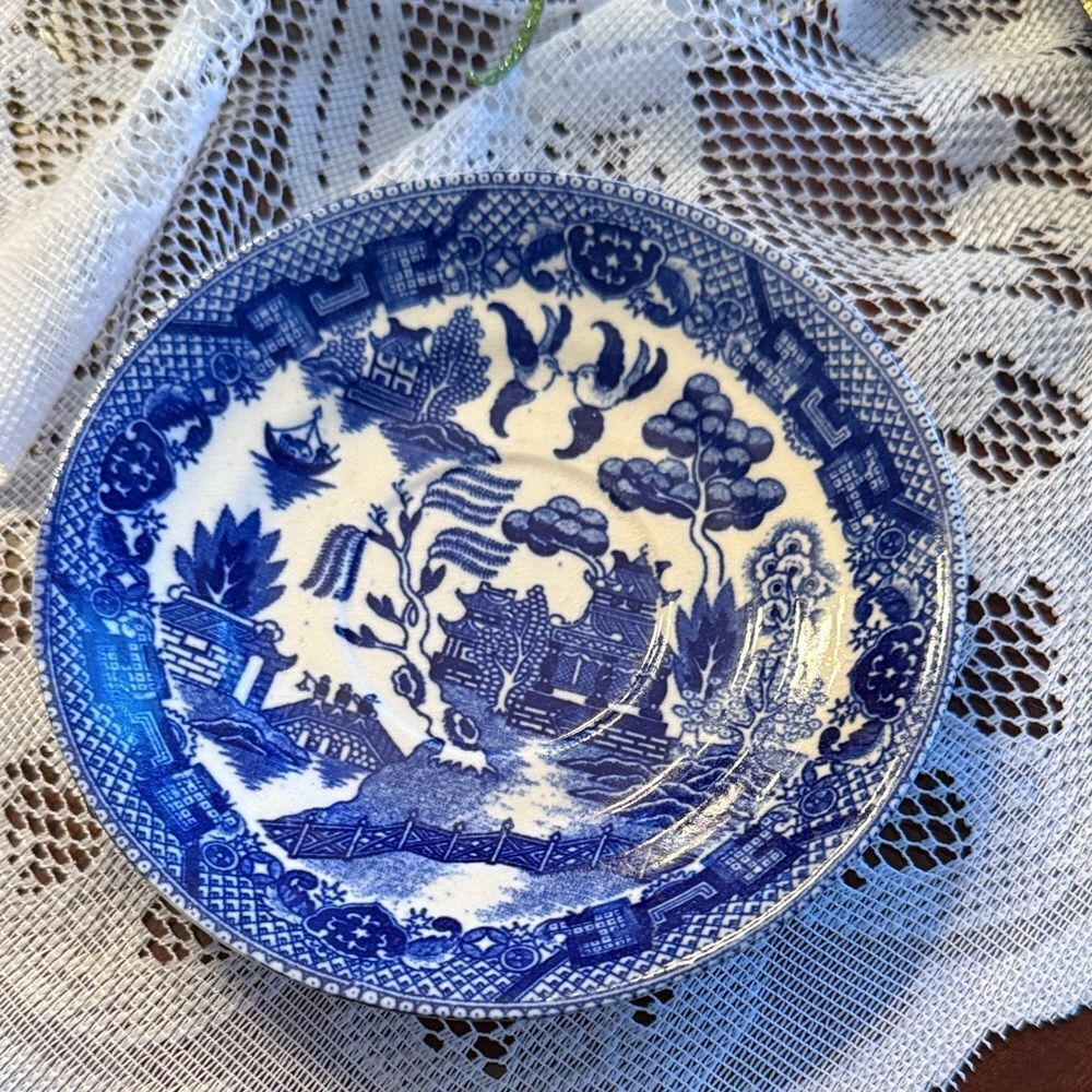 Vintage Porcelain Blue & White Blue Willow 5 3/4” Saucer Plate -Made in Japan